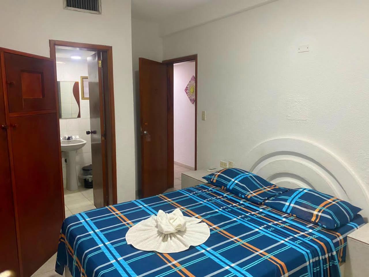 Hotel Brisas Del Mar 2022 Catia La Mar Dış mekan fotoğraf